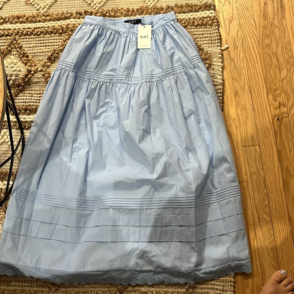 Elegant Blue Women's Skirt - Picture 4 of 8